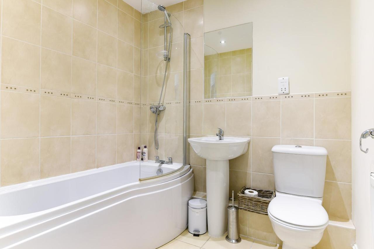 Exclusive Use - 1 Bedroom Apartment - Willow Court, 19 Double Street, Spalding, Pe11 2Aa Екстериор снимка